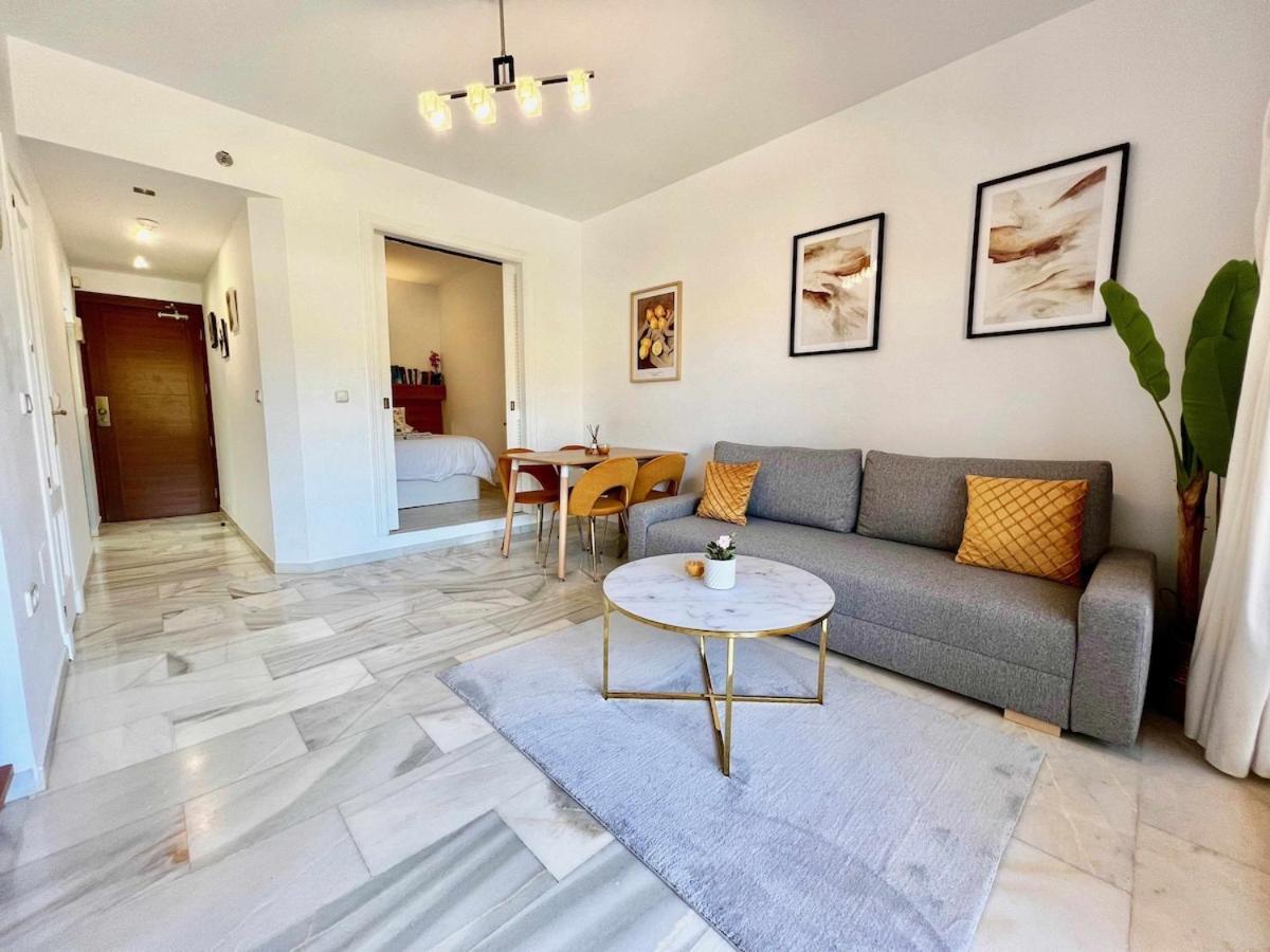 797 Holiday Rentals- Apartamento En Hotel Sunset Beach Frente Al Mar Benalmádena Exterior foto