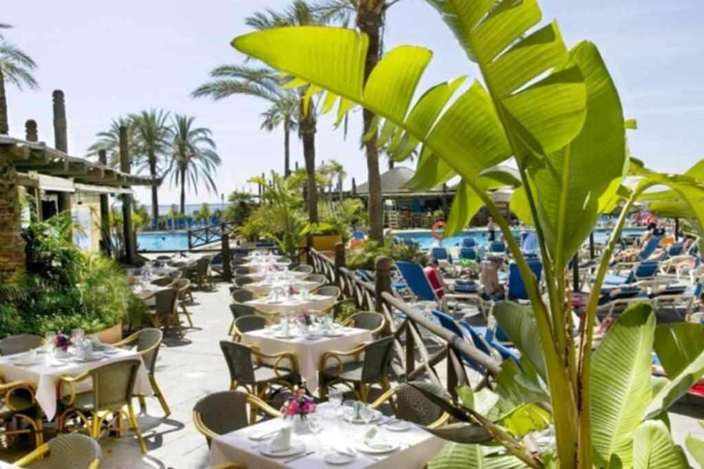 797 Holiday Rentals- Apartamento En Hotel Sunset Beach Frente Al Mar Benalmádena Exterior foto