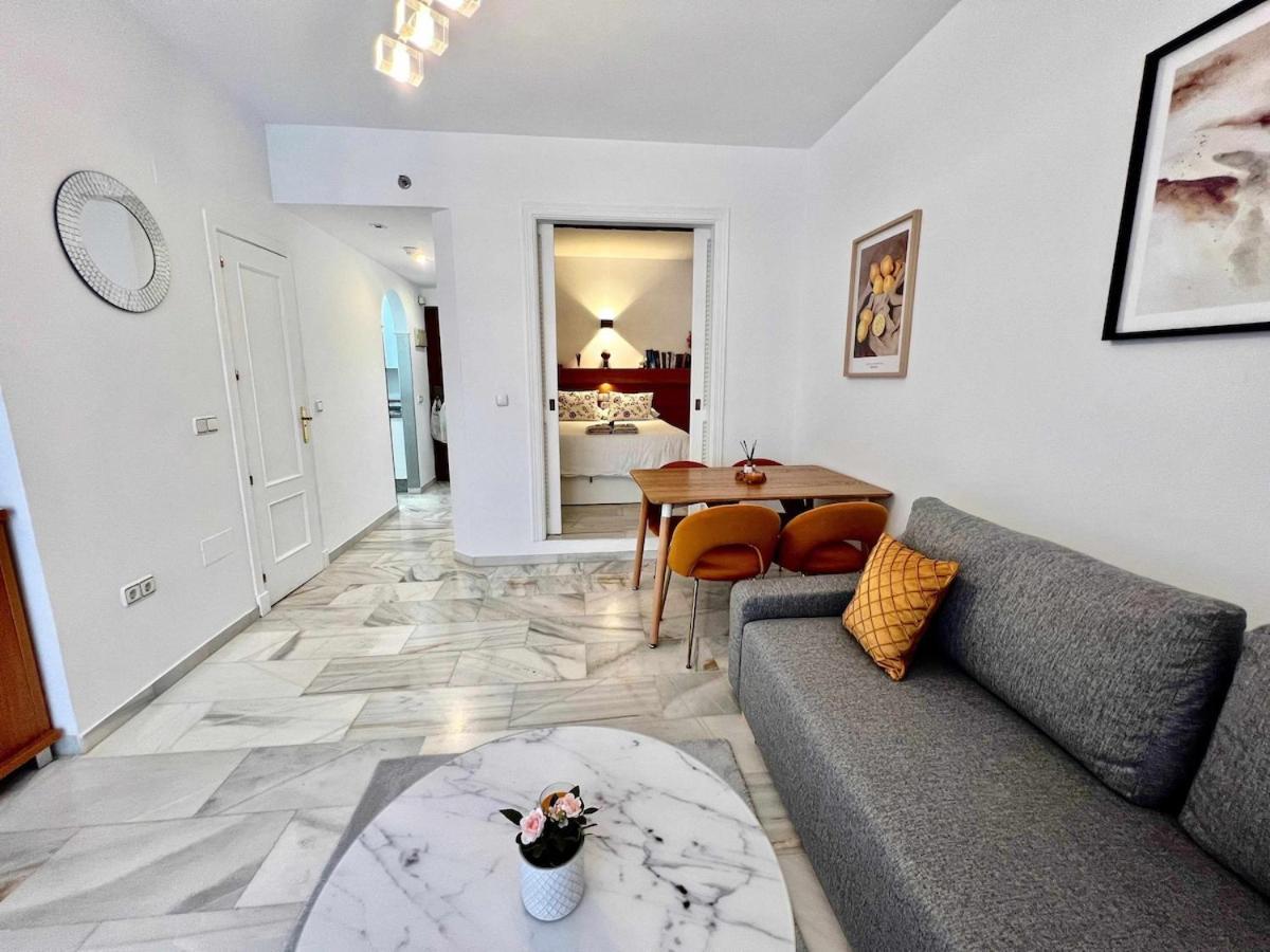 797 Holiday Rentals- Apartamento En Hotel Sunset Beach Frente Al Mar Benalmádena Exterior foto
